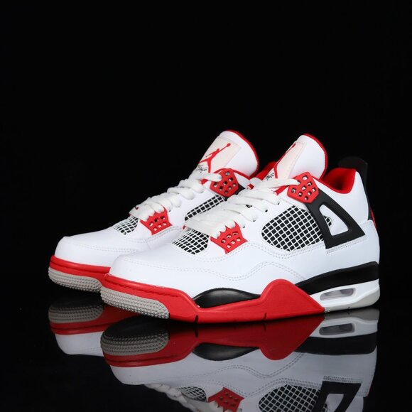 Size Jordan 4 Retro Mid Red Cement - Picture 1 of 9